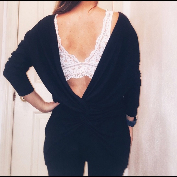 Black twisted Knot Reversible Top - Picture 4 of 7